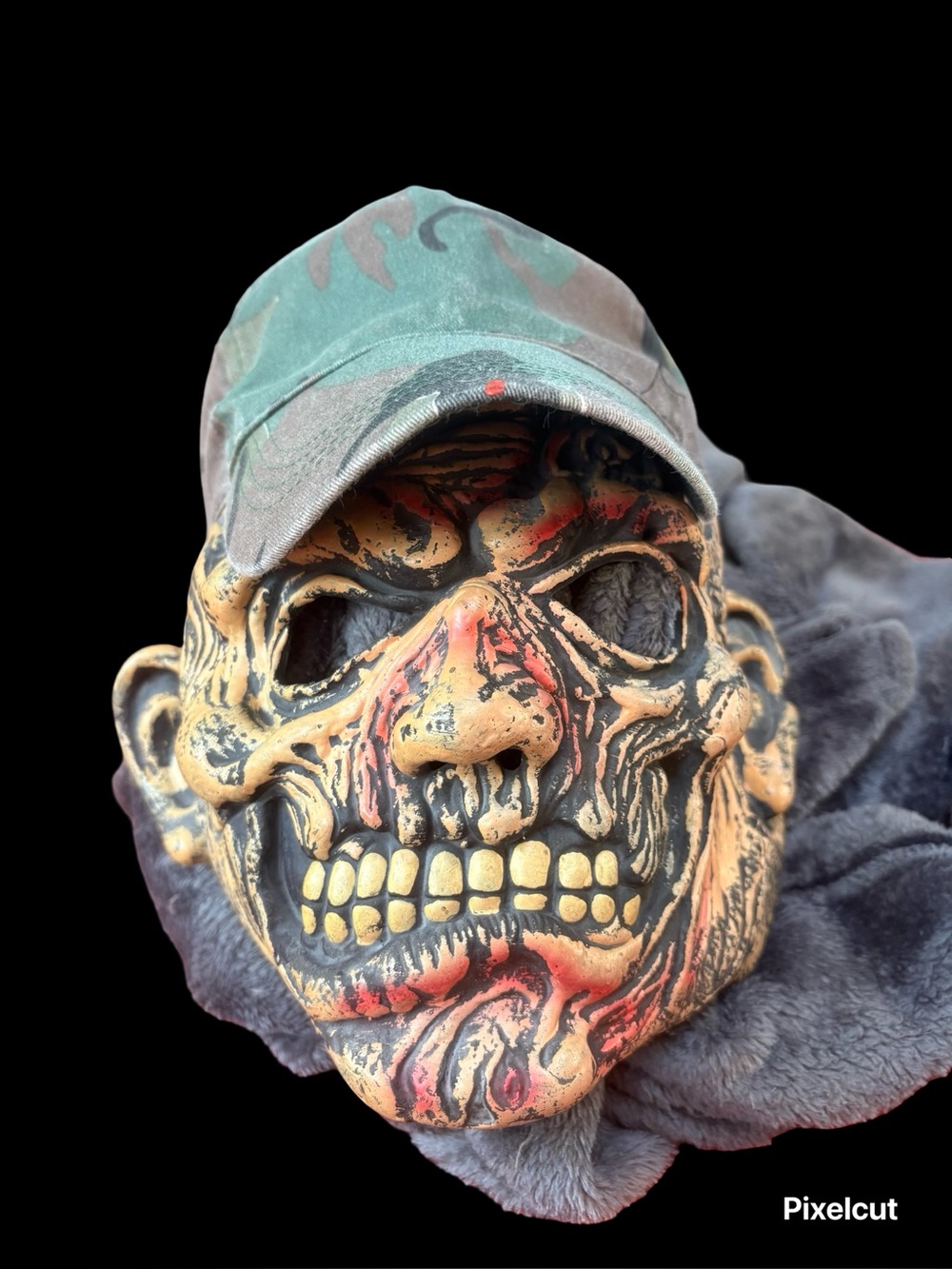 Horror Skull Mask with Camouflage Cap - Yellow, Beige, Red Accents